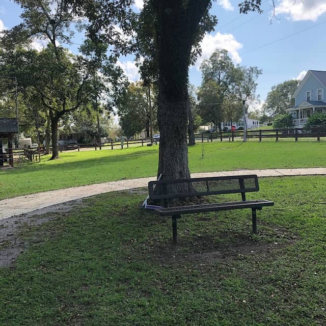 Wood Park - Image 2