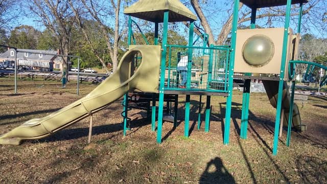 Wood Park - Image 1