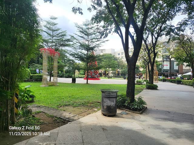Capitol Commons Park - Image 2