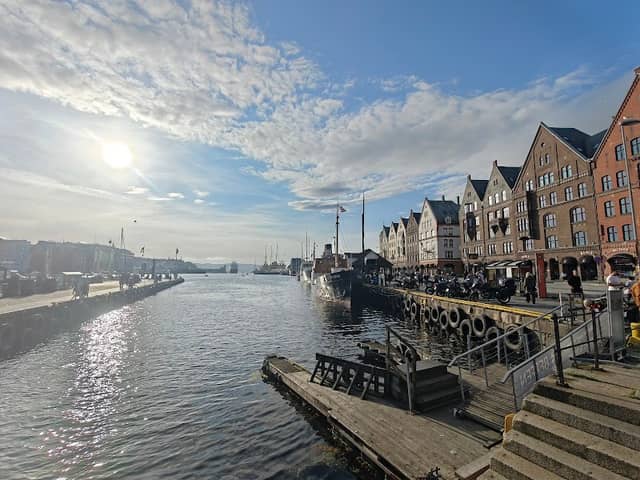 Famous Bergen - Image 3