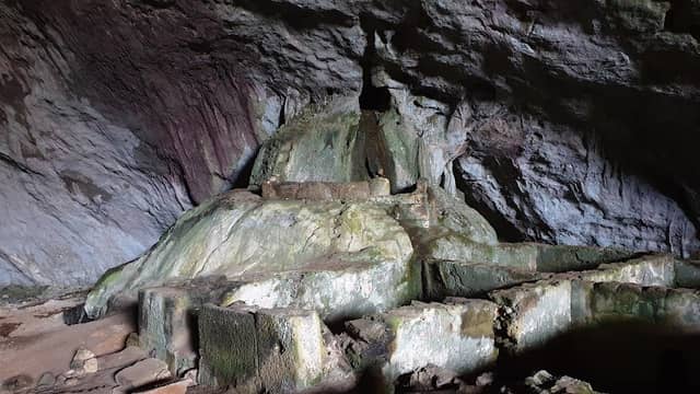 Kocain Cave - Image 1