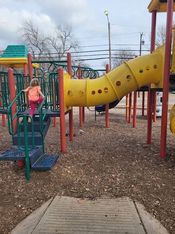 Simpson Park - Image 1