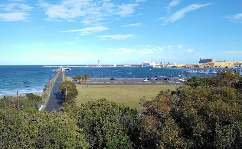 Lee Breakwater - Image 1