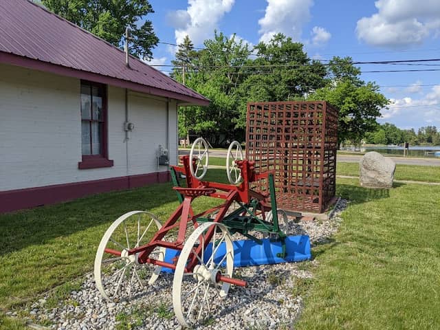 Lakeview Area Museum - Image 1