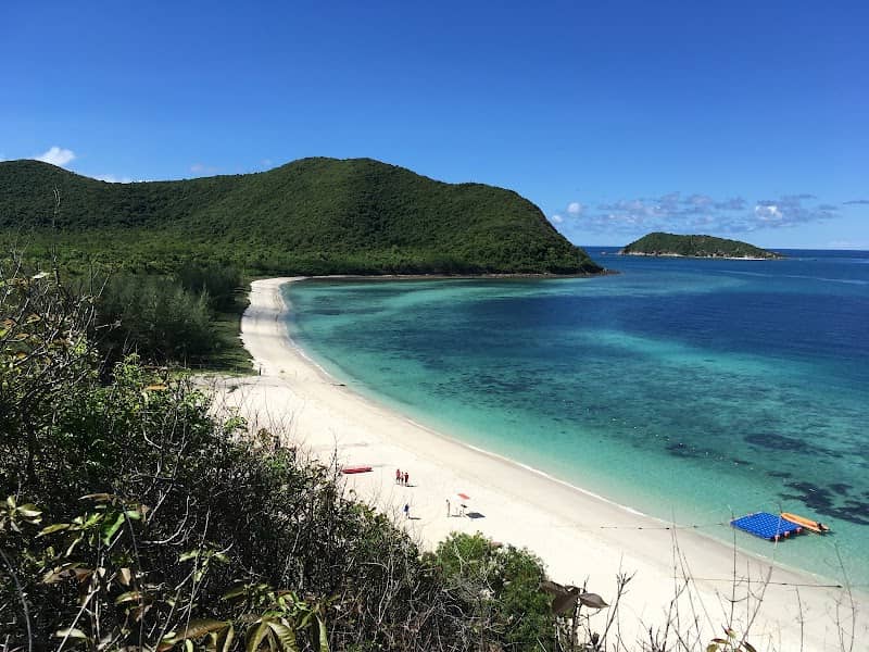 หาดลูกลม (เกาะแสมสาร) - Image 1