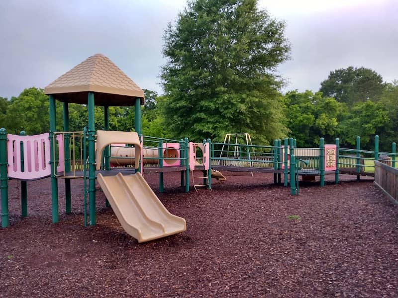 Old Memorial Park - Image 1