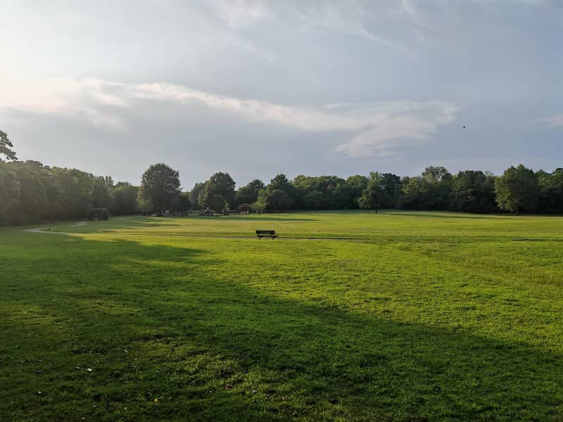 Old Memorial Park - Image 2