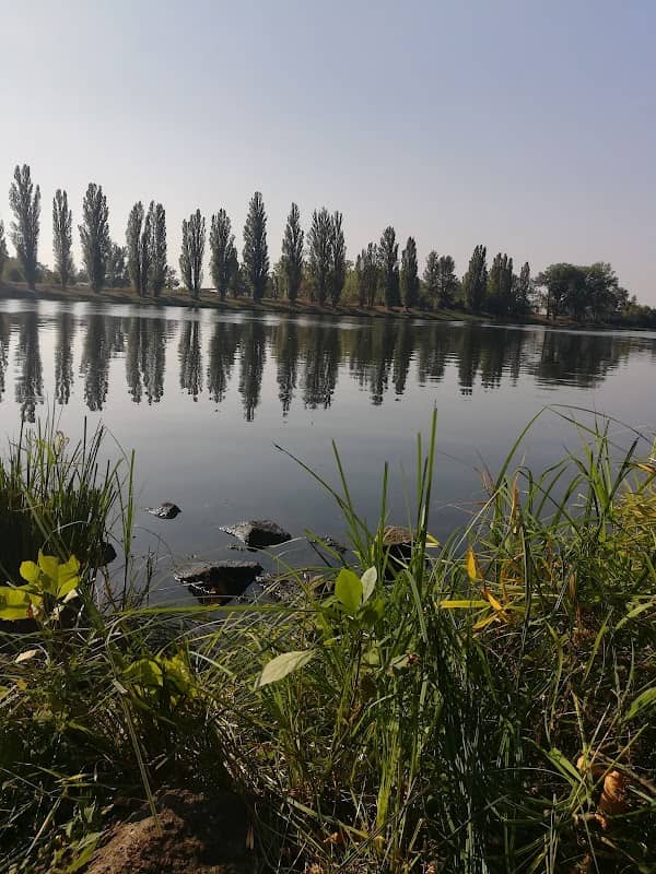 Shooter's Island Litomerice - Image 1