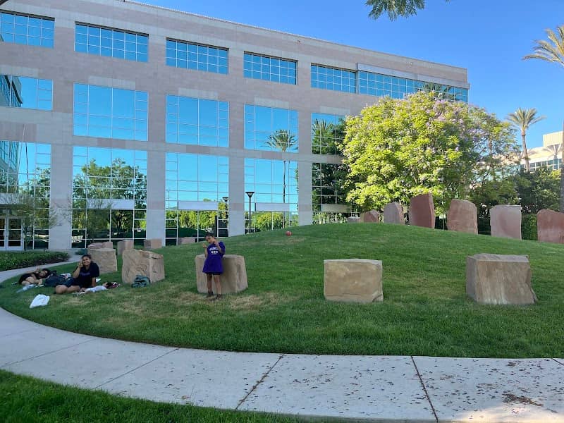 Round Park - Image 1