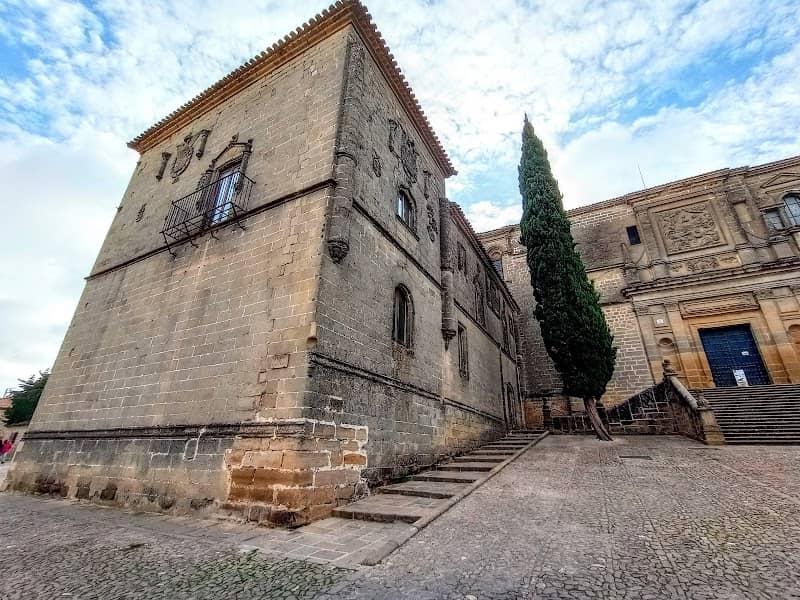 Casas Consistoriales Altas - Image 1