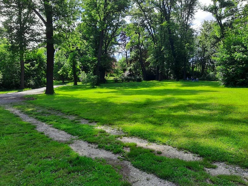 Schloss Park - Image 1