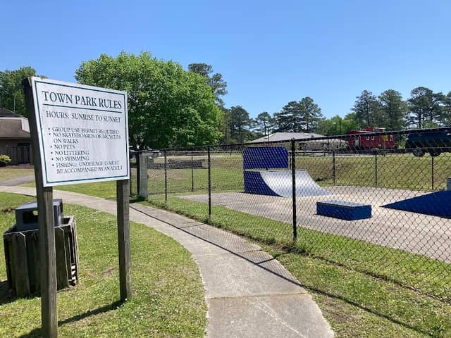 River Bend Skate Park - Image 1