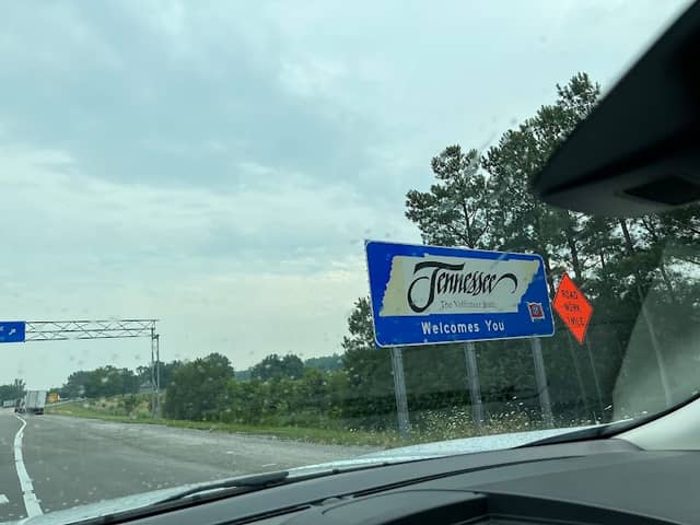 Tennessee Welcome Sign - Image 2