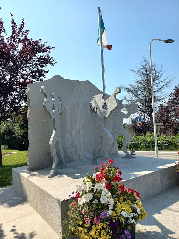 Monumento ai Bersaglieri - Image 1