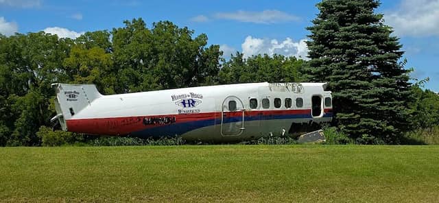 Hanna Rosa Express Plane - Image 1
