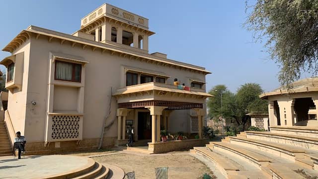 Tal Chhapar Forest Rest House - Image 1