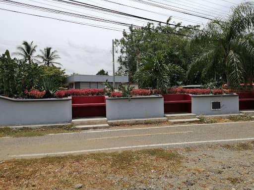 Red Gray Park - Image 1