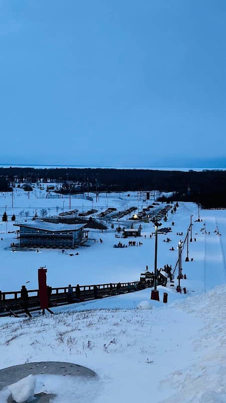 Ski and Snowboard Hill (paid) - Image 1