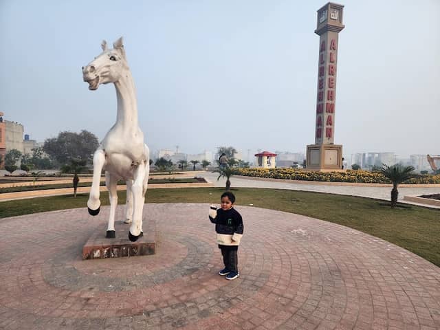 Ghora Chowk M block Al Rehman Garden - Image 1