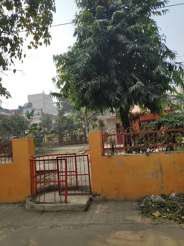 Park and Temple - Image 2