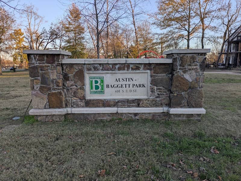 Austin-Baggett Park - Image 1
