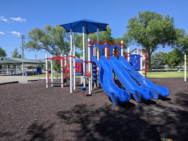 Lion's Park - Image 1