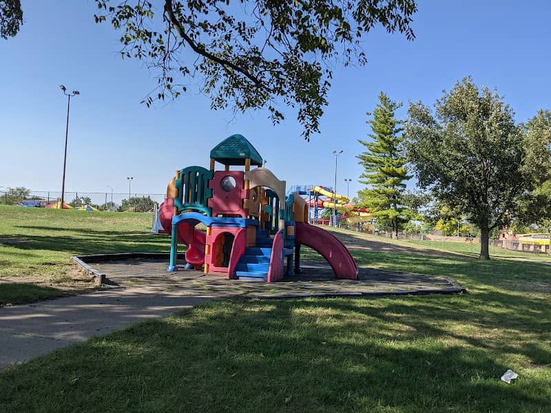 Hillcrest Park - Image 1