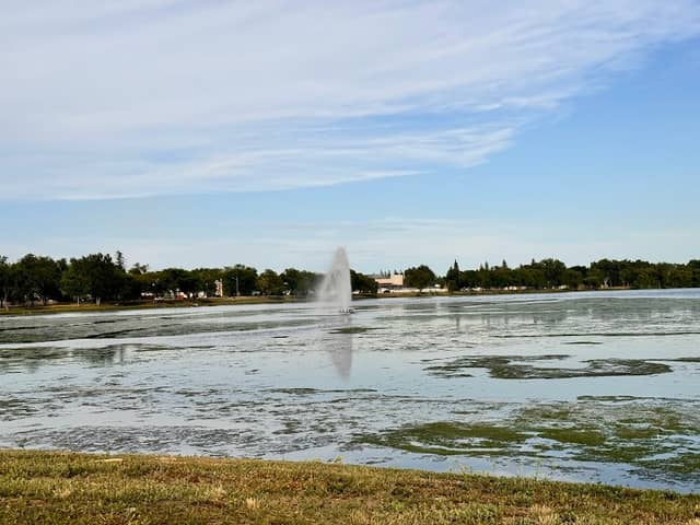 NB Water fountain - Image 1