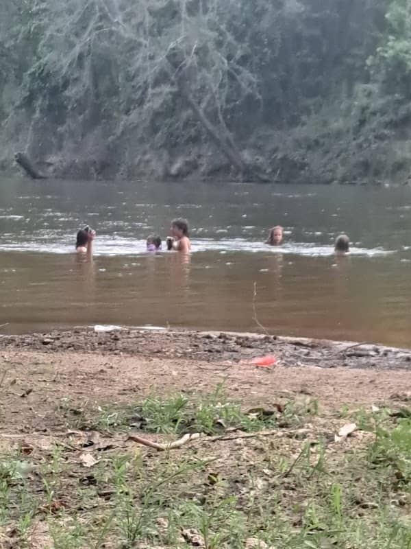 River independence - Image 1