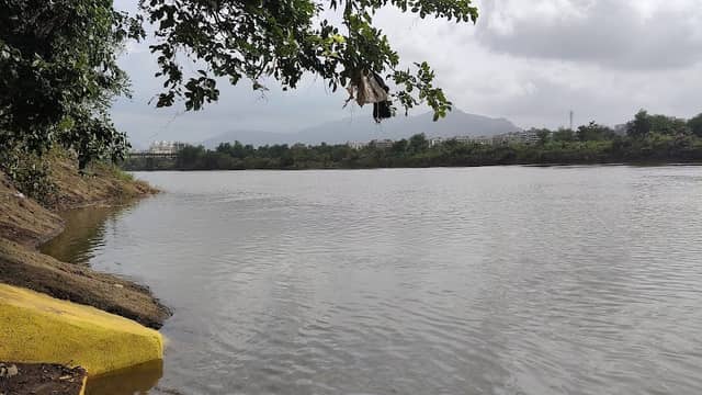 river view - Image 1