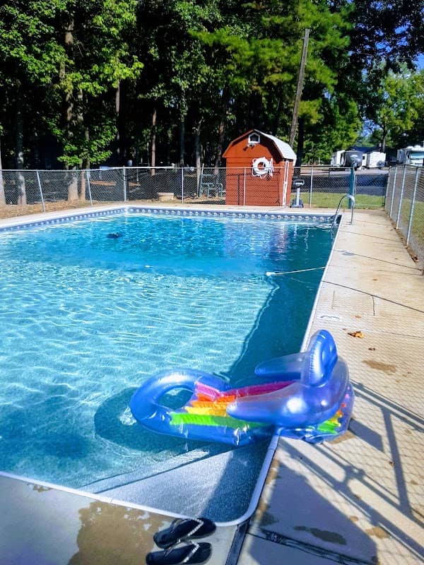 Amelia Family Campground - Image 1