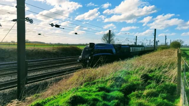 Shipton Foot Crossing - Image 1