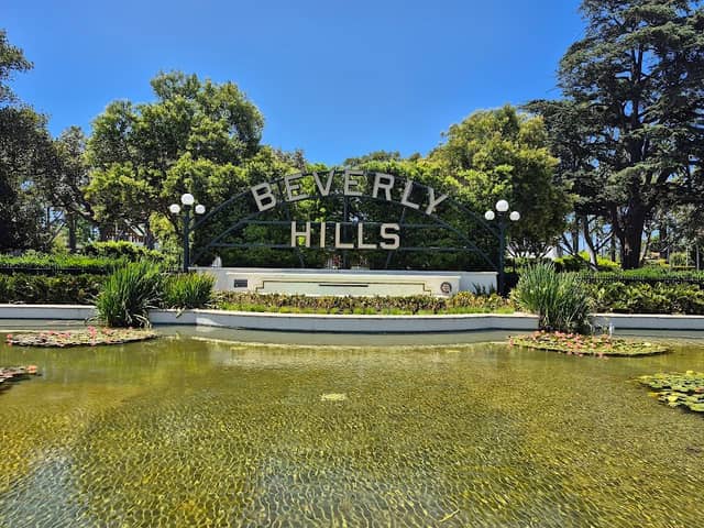 Beverly Hills Sign - Image 2