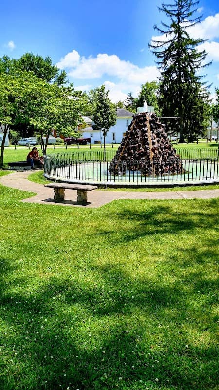 Riverside Park - Image 2