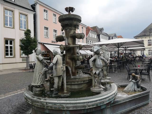 Bürgerbrunnen, Lippstadt - Bonifatius Stirnberg (1988) - Image 1