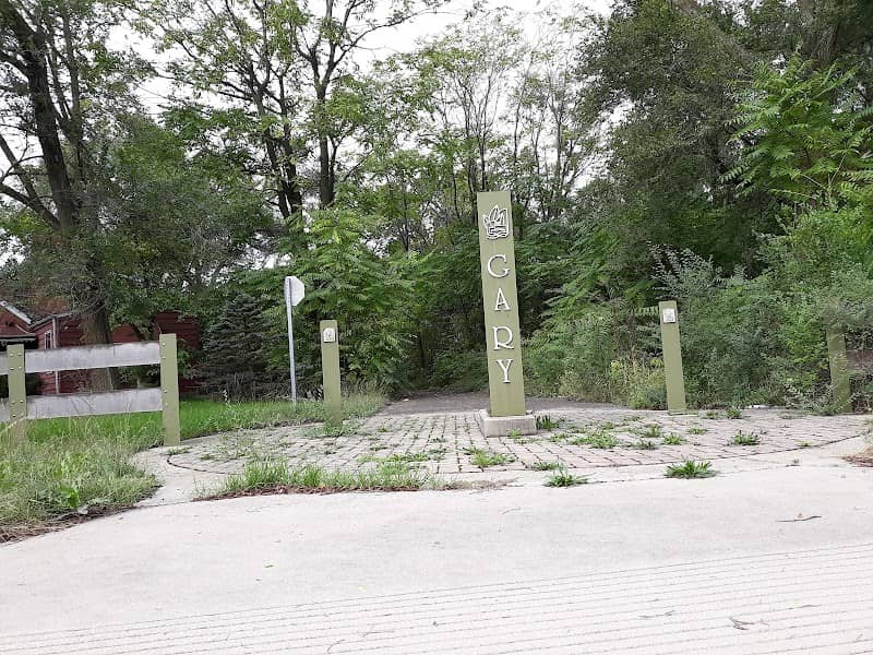 Gary Green Link Trail Trailhead - Image 1