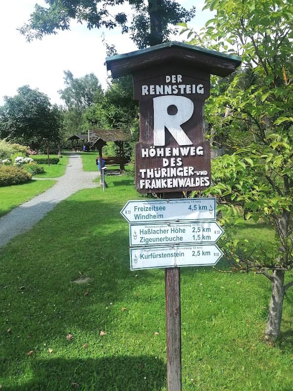 Rennsteig Park - Image 2