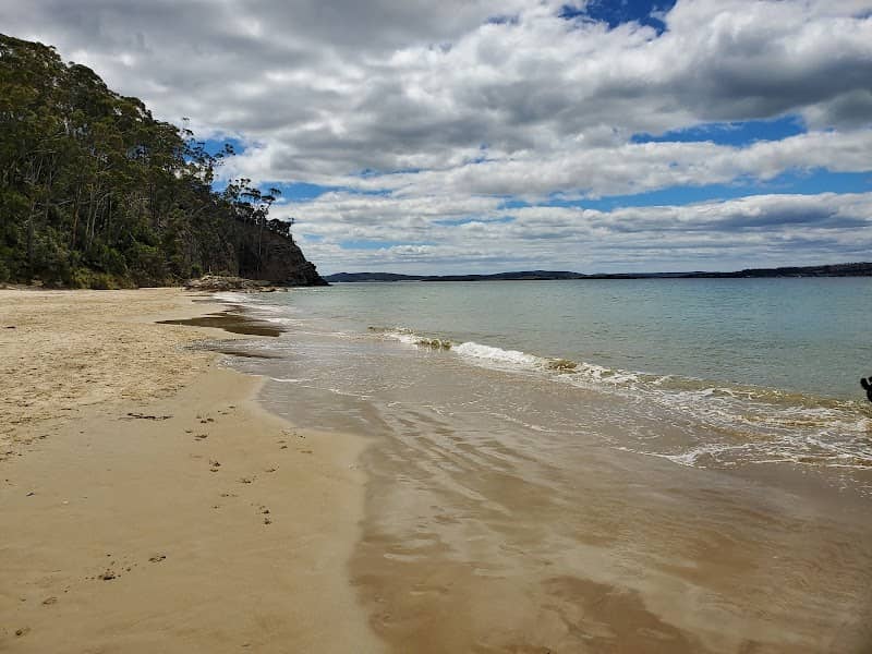 Kingston Beach - Image 2