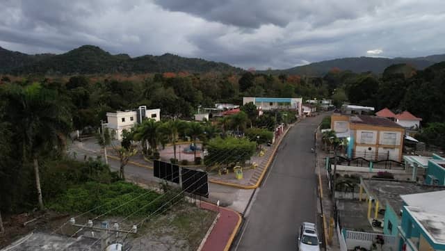 Duarte Comedero Arriba Park - Image 1