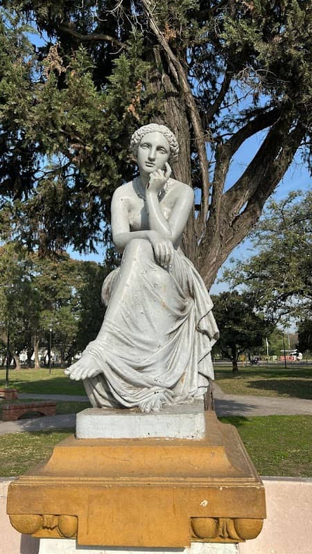 Escultura meditación - Image 1