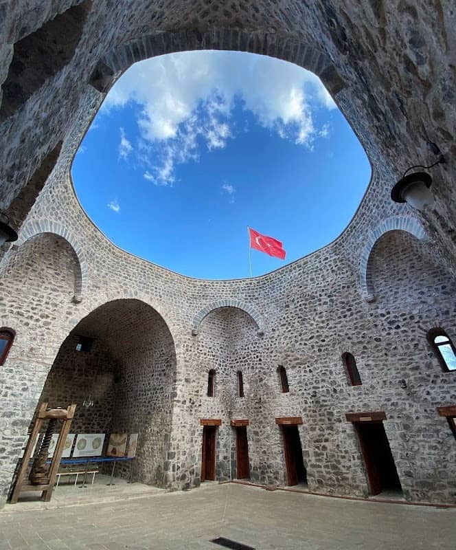 Yağıbasan Madrasa - Image 1