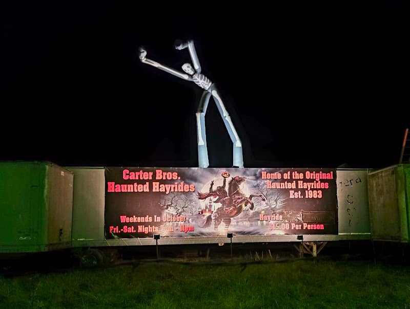 Carter Brothers Haunted Hayrides - Image 1