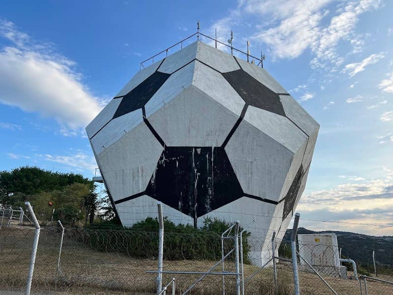 Soccer Ball Steiltes - Image 1