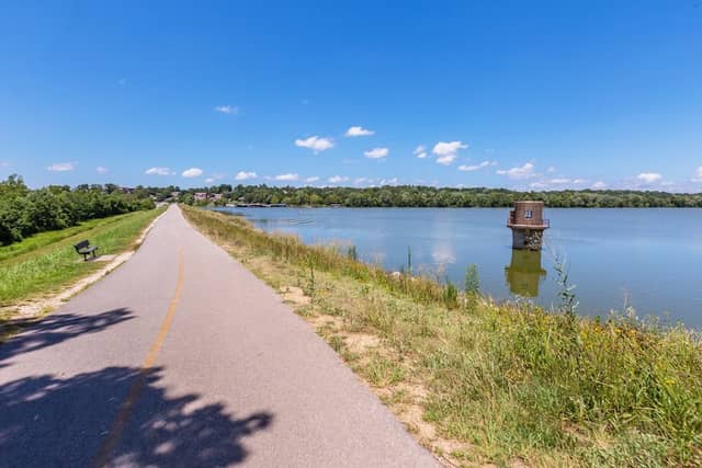 Lake Fayetteville Park - Image 1
