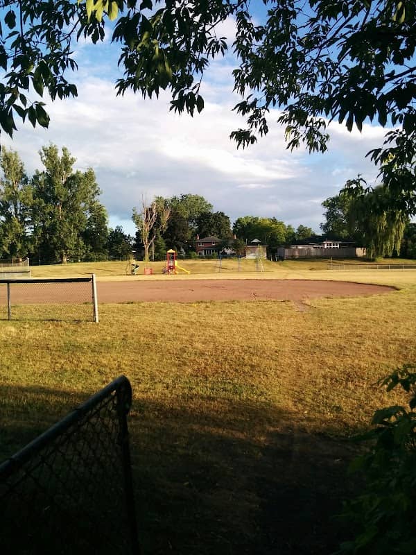 LaSalle Park - Image 2