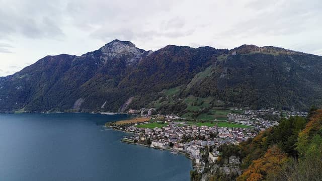 Axenstein - Image 3