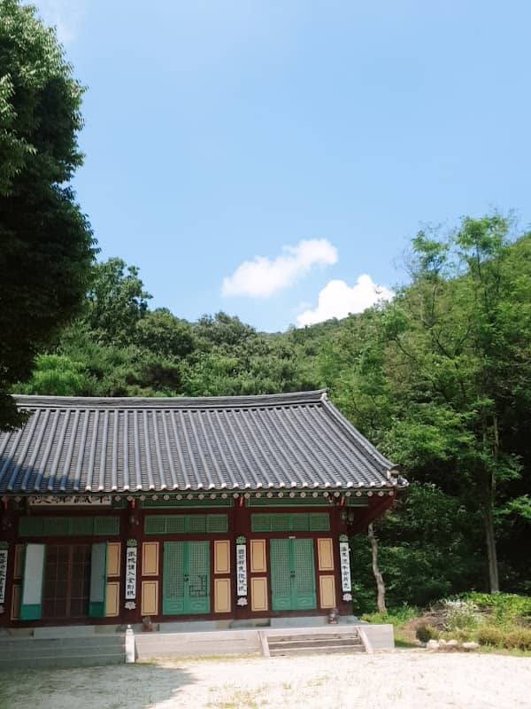 안성 청원사 대웅전 - Image 1