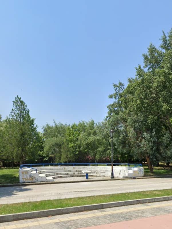 Park - Image 1