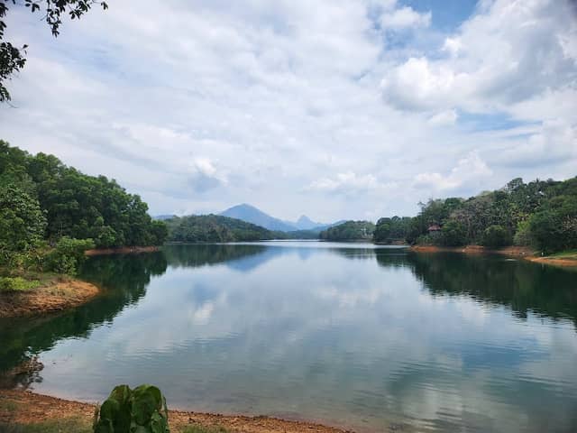 Neyyardam reservoir view point - Image 1