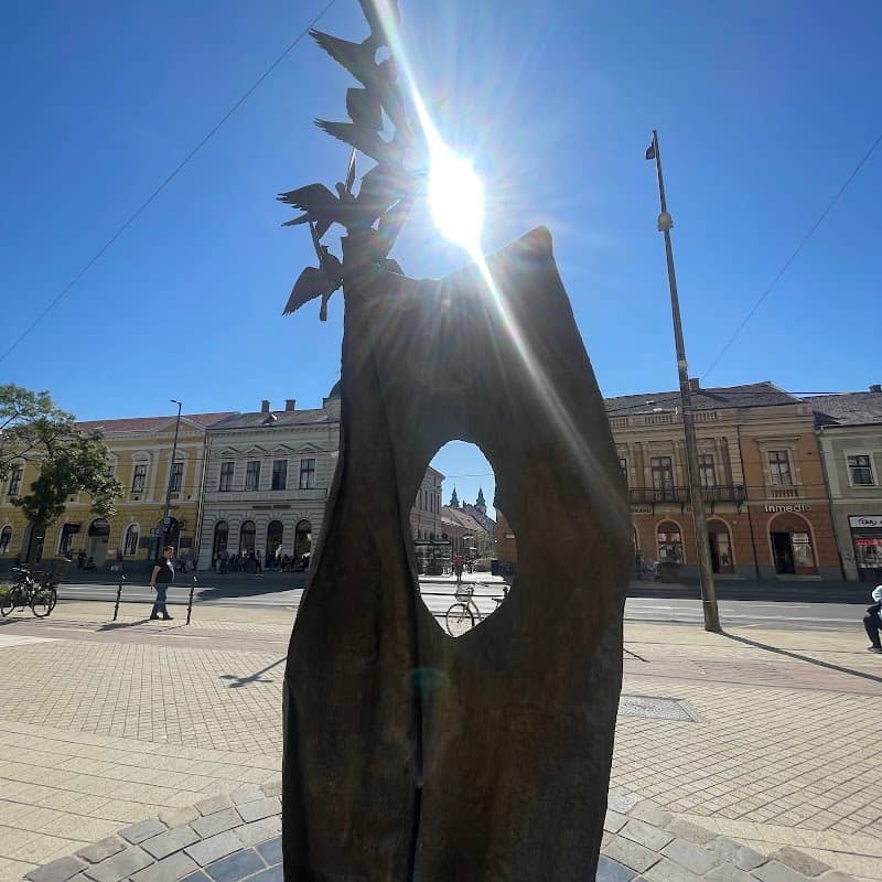 Debreceni hősök lelke szobor - Image 2